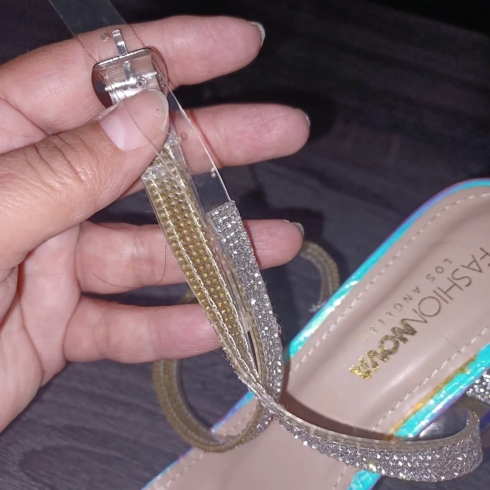 Fashion Nova- Bling and Silver Holographic Heels - W Sz 10 - Picture 5 of 11